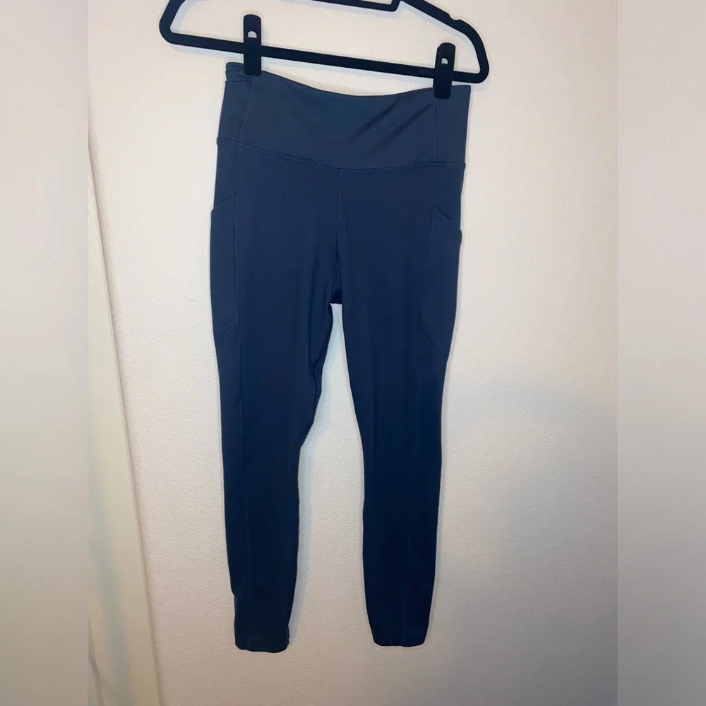 Figs Blue Leggings Athletic Comfort - Picture 2 of 5